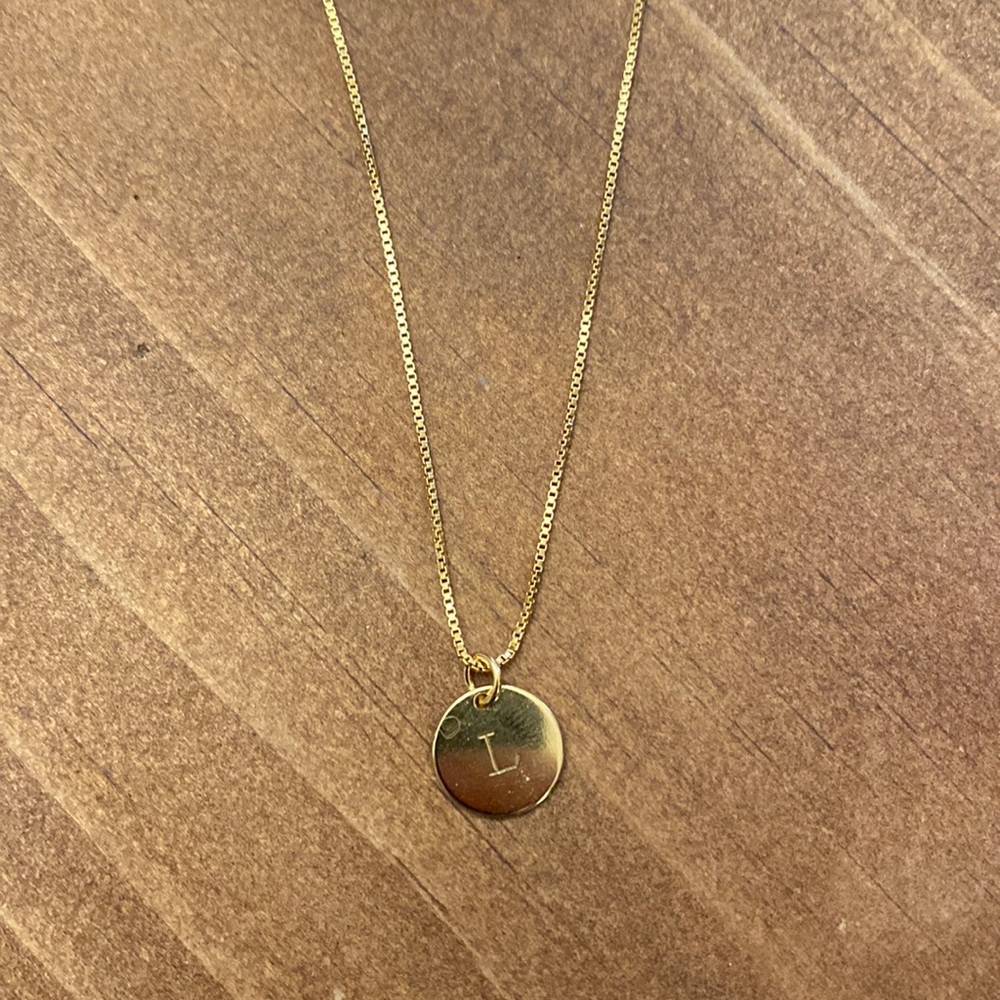 Oak and Luna “L” necklace